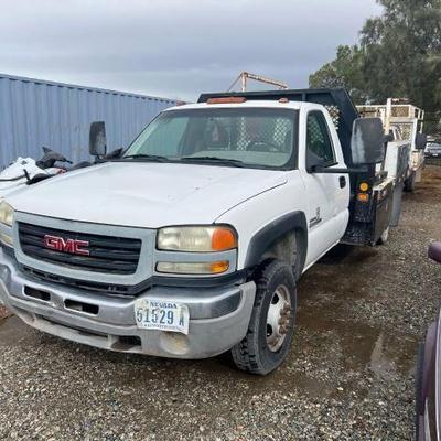 #144 â€¢ 2006 GMC Sierra
