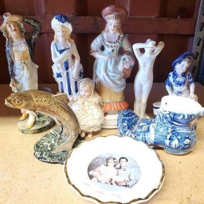 #6088 â€¢ Collectable Figurines
