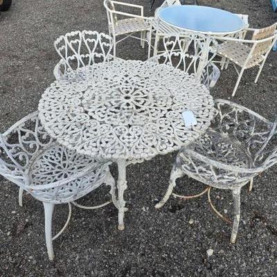 #80416 â€¢ Metal Picnic Table with Chairs
