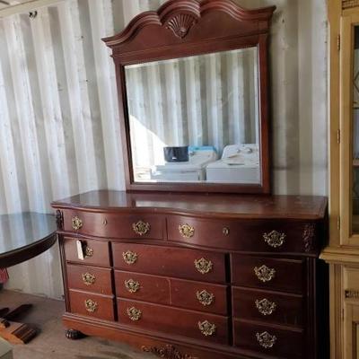 #4002 â€¢ Elvis Presley collection Vanity
