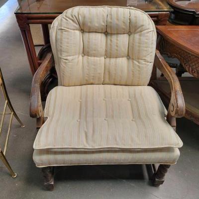 #2032 â€¢ Vintage Wooden Chair
