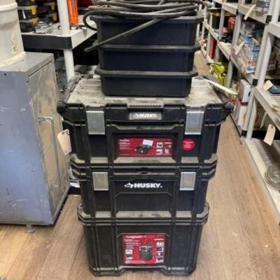#7020 â€¢ Husky Cantilever Toolbox
