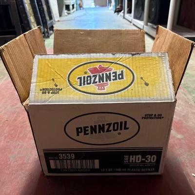 #6510 â€¢ Box of Pennzoil & More
