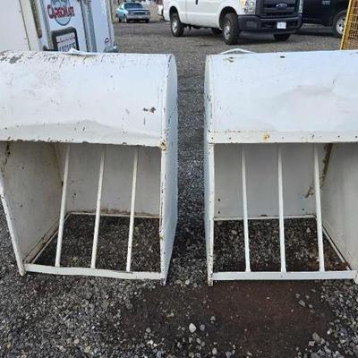 #80412 â€¢ 2 Livestock Feeders
