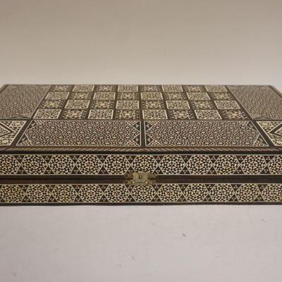 1058	INLAID CASED BACKGAMMON SET, APPROXIMATELY 10 IN X 20 IN X 3 1/2 IN
