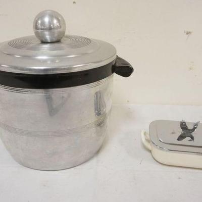 1224	MODERN ALUMINUM COVERED ICE BUCKET & COVERED DISH
