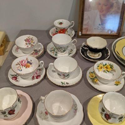 Tea cups