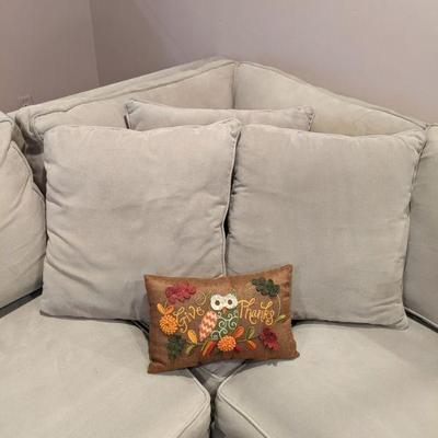 Sectional sofa 