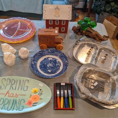 Mid Century Modern & vintage decor and serving items 