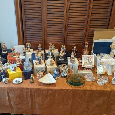 Hummels, porcelain and pottery collectibles 