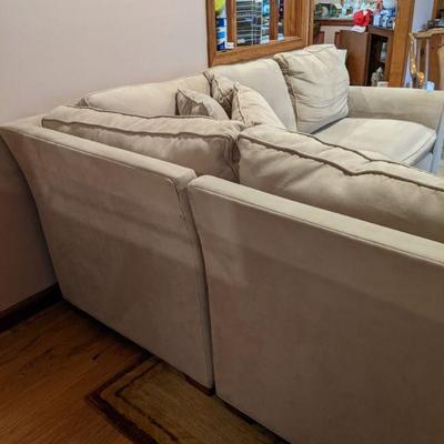 Sectional sofa 