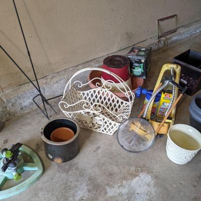 Gardening supplies 