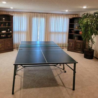 Ping pong table & accessories