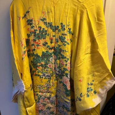 Fabulous vintage and antique clothesâ€”mens and womenâ€™s and childrenâ€”1890s, 1920s, 1930s, 1940s, 1950s, 1960s, 1970s, 1980sâ€”Lake...