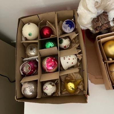 Vintage Christmas ornaments and decorations, lots of Shiny Brite