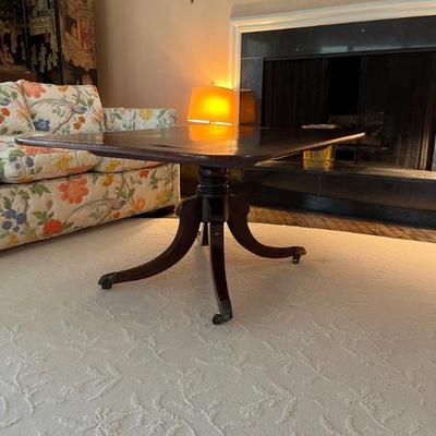 Antique pedestal tea/coffee table with brass inlay, a bit of the brass is popping out, but it would be worth fixing it