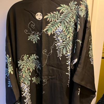 Fabulous vintage and antique clothesâ€”mens and womenâ€™s and childrenâ€”1890s, 1920s, 1930s, 1940s, 1950s, 1960s, 1970s, 1980sâ€”Lake...