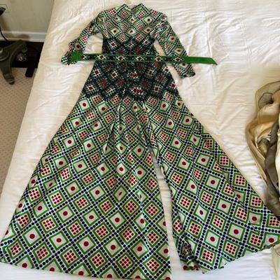 Fabulous vintage and antique clothesâ€”mens and womenâ€™s and childrenâ€”1890s, 1920s, 1930s, 1940s, 1950s, 1960s, 1970s, 1980sâ€”Lake...
