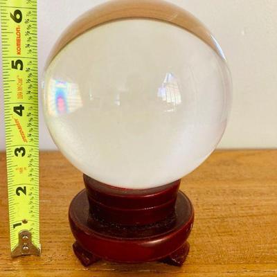 HTH157 Crystal Band On Wood Stand