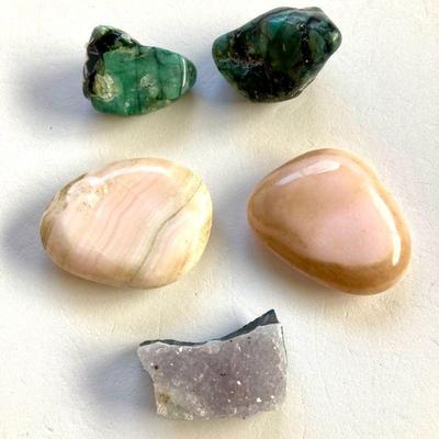 HTH003 Natural Stones: Emerald, Pink Lace Agate, Amethyst 