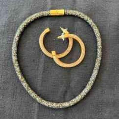IFT305- Swarovski Necklace & Earrings