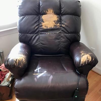 lift recliner $179 as is