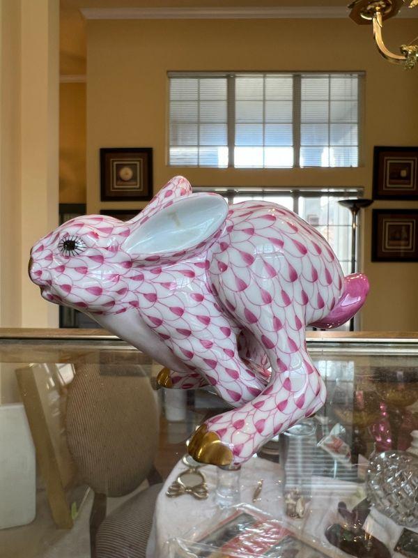 It's a SWEETHEART of a SALE in College Park!