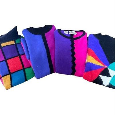 Lot 500-196  
Woman's Vintage Sweater Collection