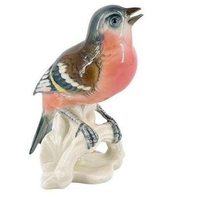 Lot 027 
Vintage Karl Ens Volkstedt Porcelain Chaffinch Bird Figurine