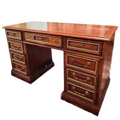 Lot 285   
Solid Wood Executive Pedestal Desk