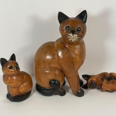 Wood Carved cats