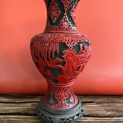 20th century Chinese cinnabar vase, a little damage at top rim