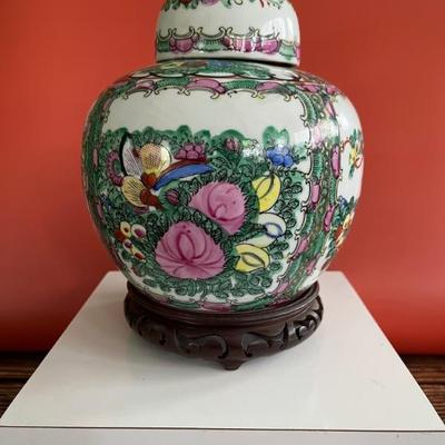 Early 20th century Chinese ginger jar, Canton Rose