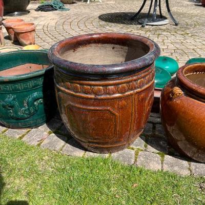 How does your garden grow? We have lots of beautiful vintage planters, copper fire pit covers, antique English cast iron planters, an...
