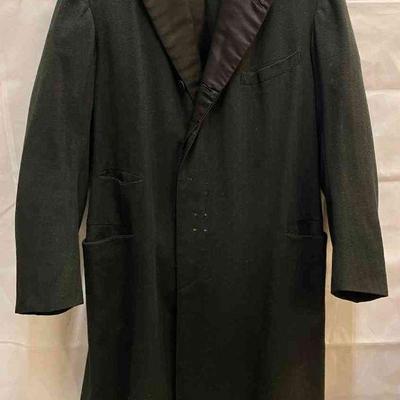 BIHY911 SAVILE ROW Antique Henry Poole & Co Long Wool Coat	Wonderful long, men's charcoal black wool overcoat, from historical Savile Row...