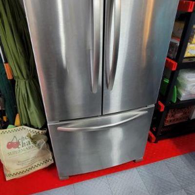 Kitchen Aid Refrigerator and Freezer