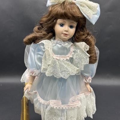 A Connoisseur Collection Doll From Seymour Mann