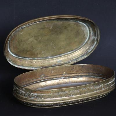 https://www.liveauctioneers.com/auctioneer/4859/scollard-auctions/