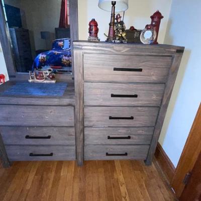 Five piece queen size bedroom set includes dresser with mirror measuring 60 x 16 1/2 dresser measuring 36“ x 16 1/2 and two nightstands...