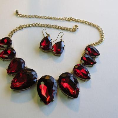 Ruby Red Pear Shaped Rhinestone Necklace