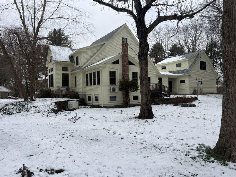 KITTERY POINT MULTIGENERATIONAL ONLINE DOWNSIZING ESTATE SALE