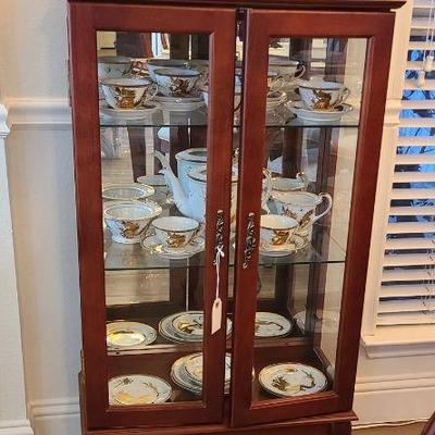 Small 2-door Curio Cabinet