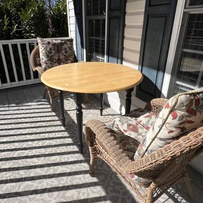 Porch dining table
