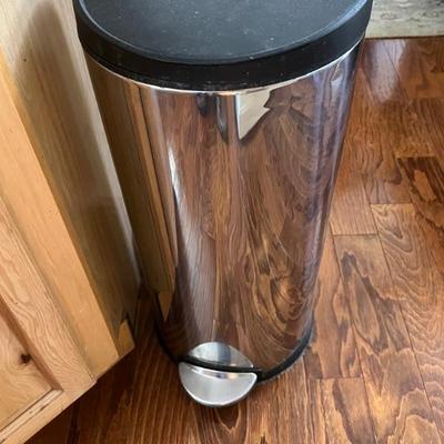 Stainless step on waste can