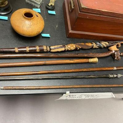 BOTTOM CANE
