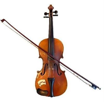 Lot 1116  
1910 German Conservatory 4/4 Violin in Case