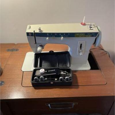 Lot 120  
Vintage Singer Cabinet Sewing Machine Lot