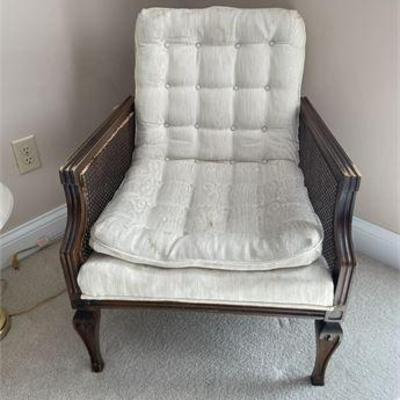 Lot 009 
Antique Cane Chair