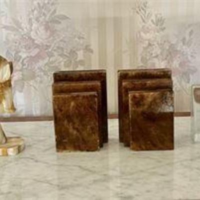 Lot 081  
Lot of 3 Pairs of Bookends