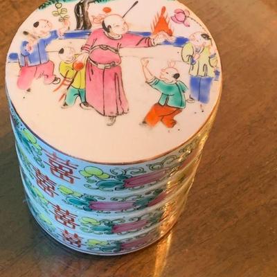 19th Century Chinese Porcelain Stacking Box